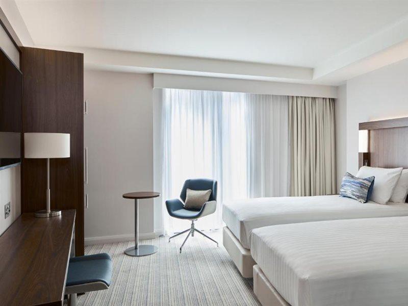 Courtyard By Marriott Oxford City Centre Buitenkant foto