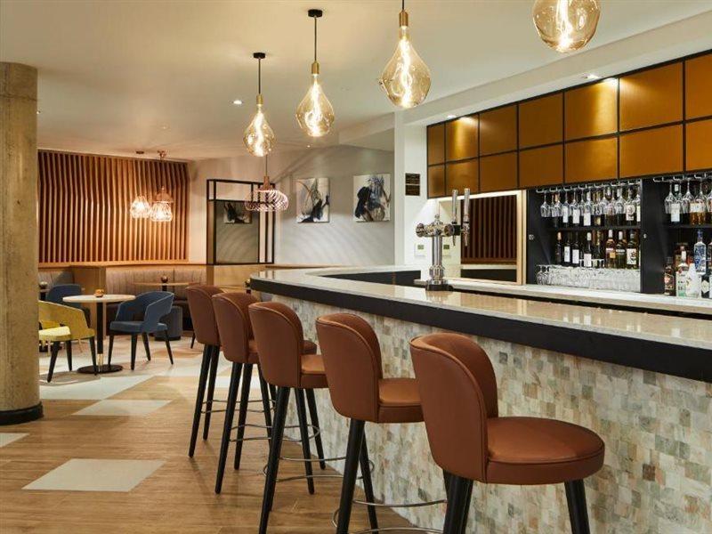 Courtyard By Marriott Oxford City Centre Buitenkant foto