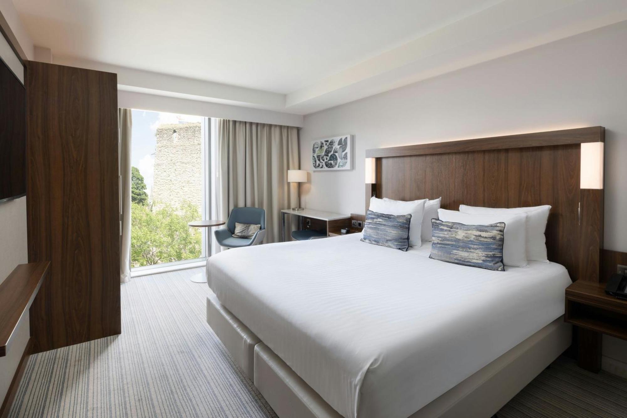 Courtyard By Marriott Oxford City Centre Buitenkant foto