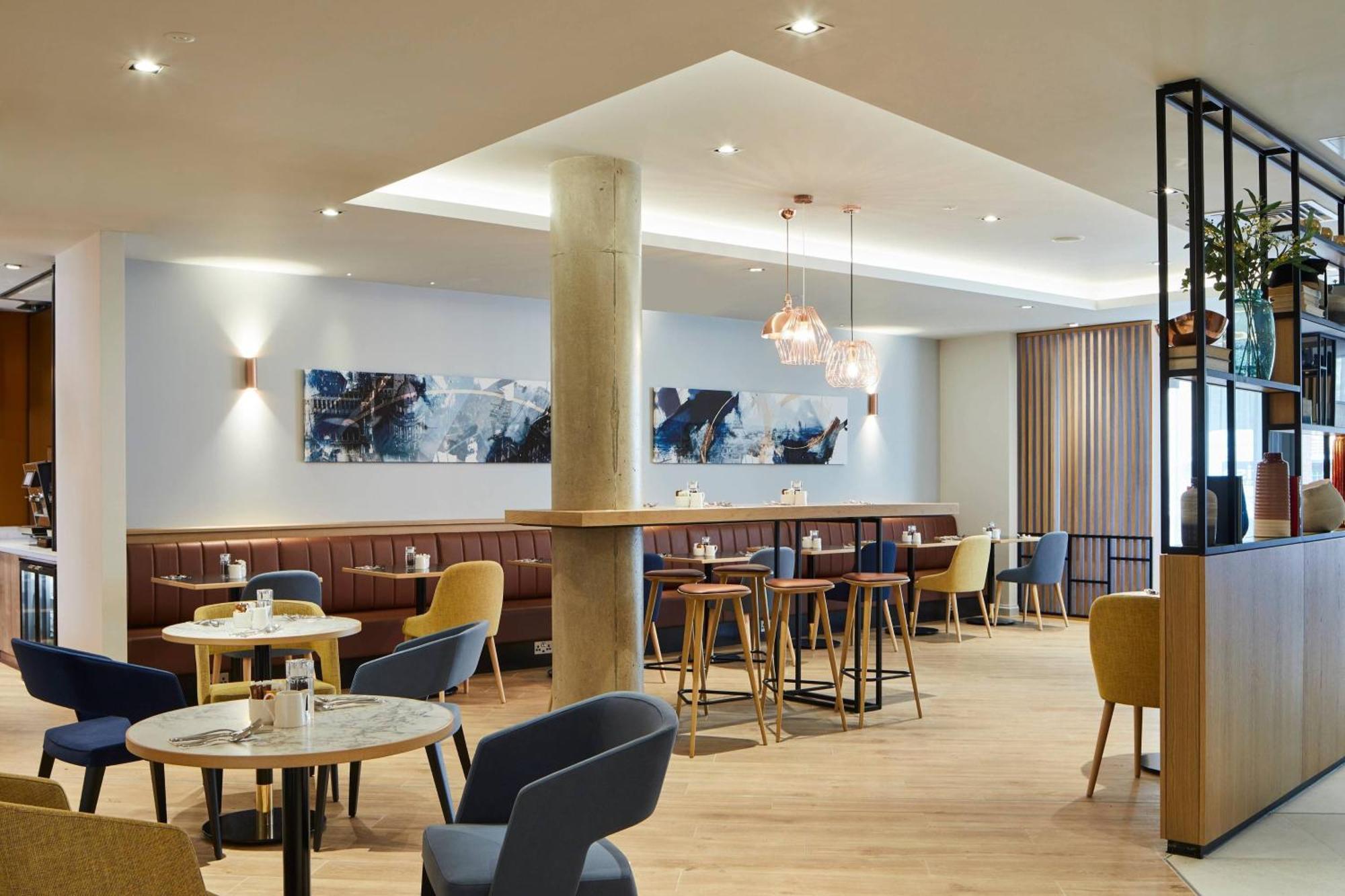 Courtyard By Marriott Oxford City Centre Buitenkant foto