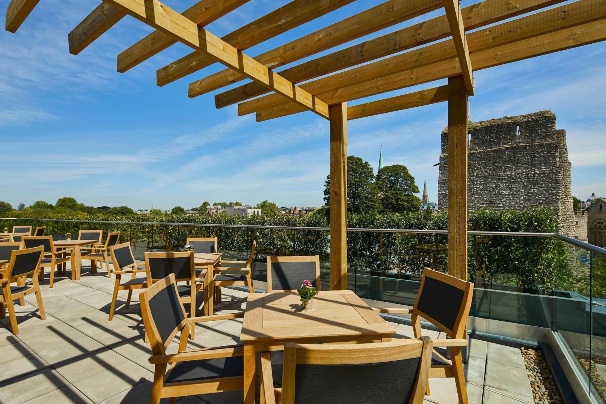 Courtyard By Marriott Oxford City Centre Buitenkant foto