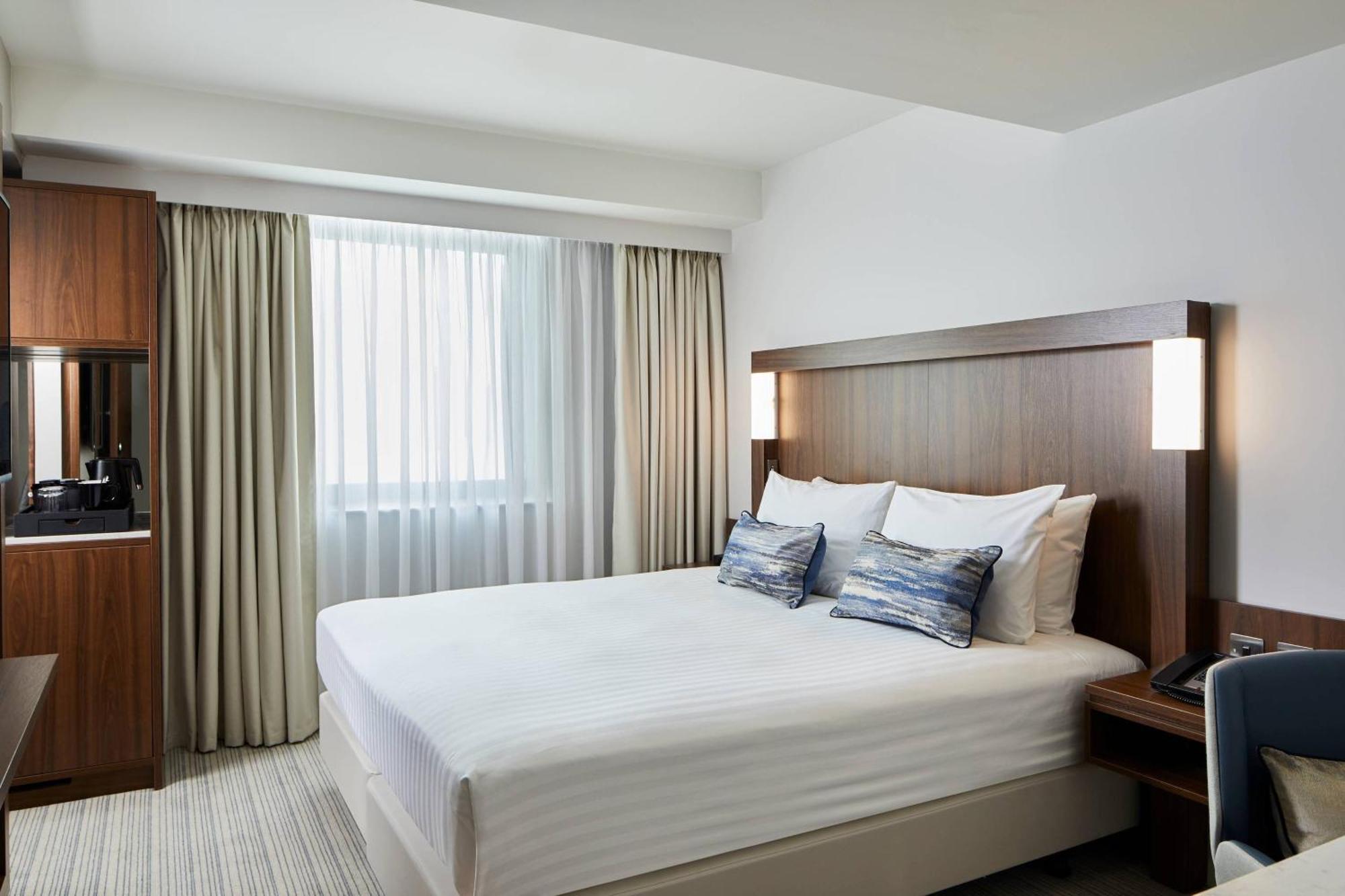Courtyard By Marriott Oxford City Centre Buitenkant foto