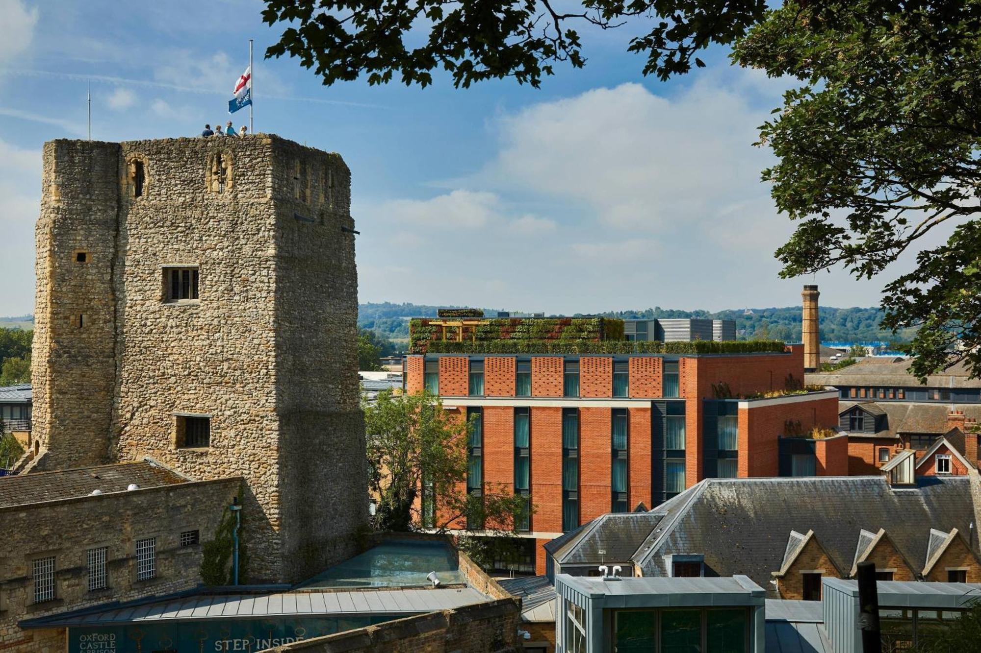 Courtyard By Marriott Oxford City Centre Buitenkant foto